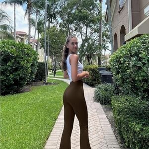 OQQ Women’s Flared Yoga Pants High Waisted Ribbed Bell Bottom Leggings NEW Small